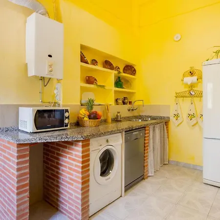 Holiday home Awesome In With Wifi *